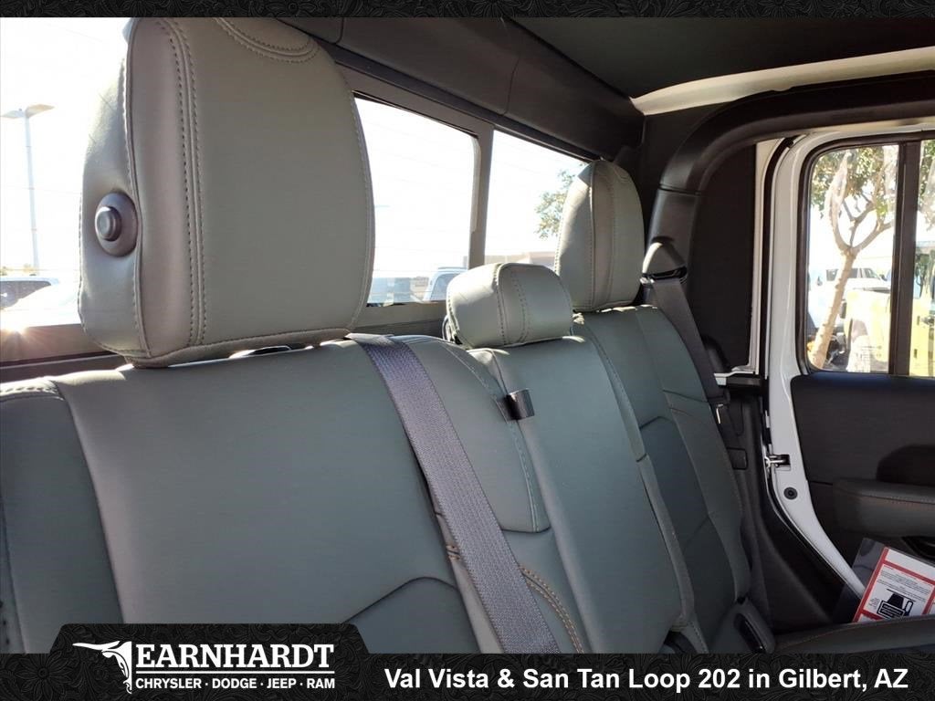 2026 Jeep Gladiator Mojave X