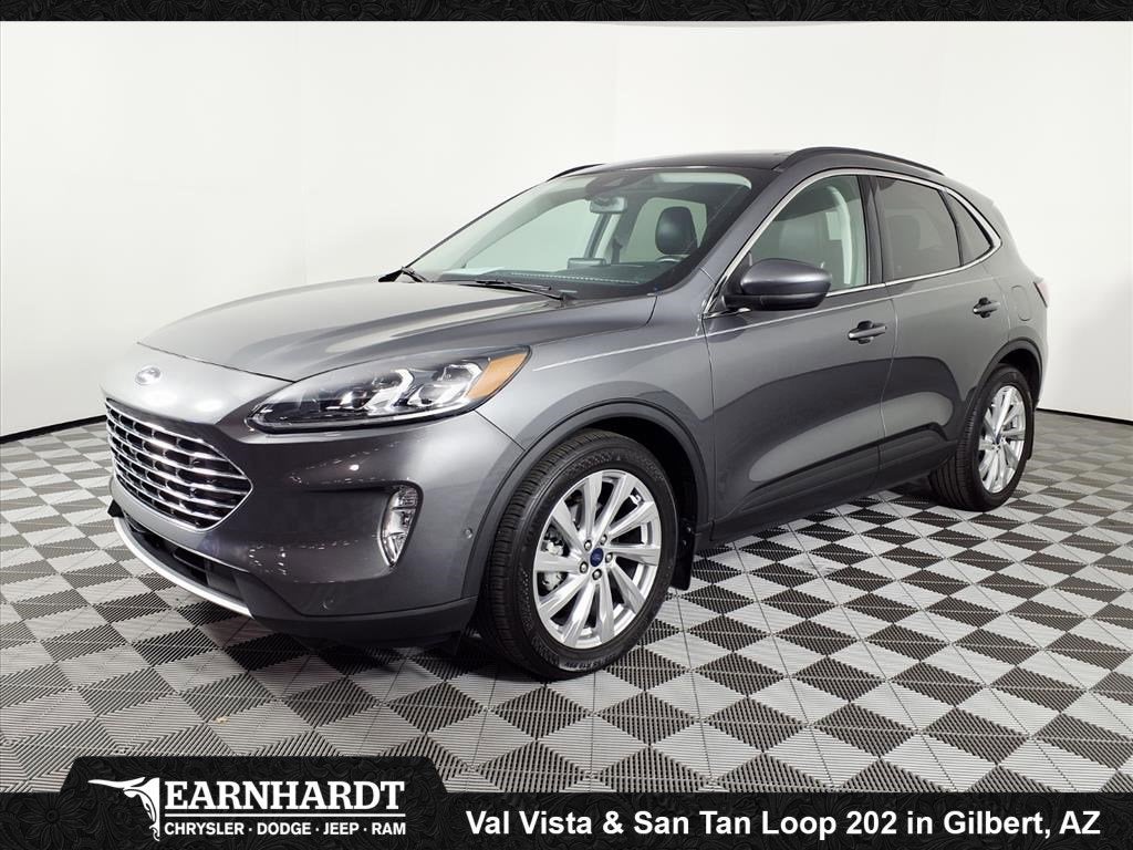 2022 Ford Escape Titanium Hybrid