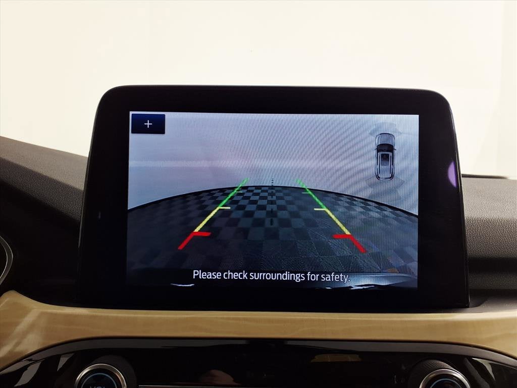 2022 Ford Escape Titanium Hybrid