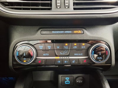 2022 Ford Escape Titanium Hybrid