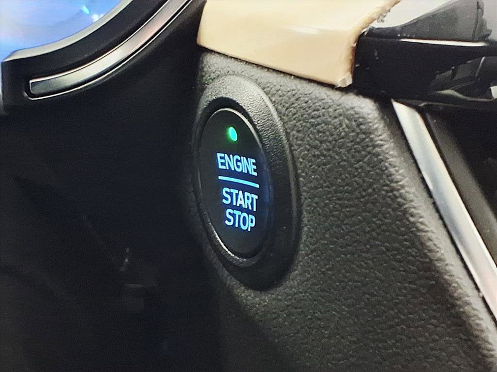 2022 Ford Escape Titanium Hybrid