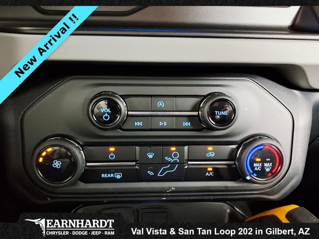 2023 Ford Bronco Base