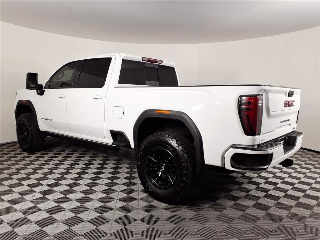 2026 GMC Sierra 2500HD AT4