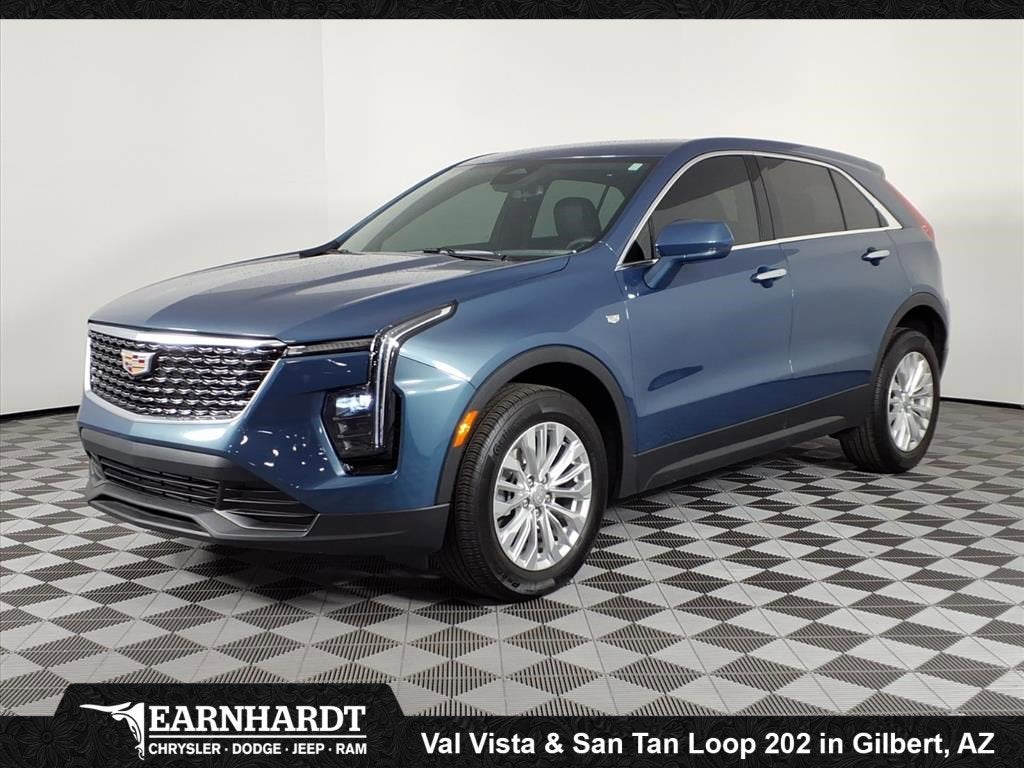 2024 Cadillac XT4 FWD Luxury