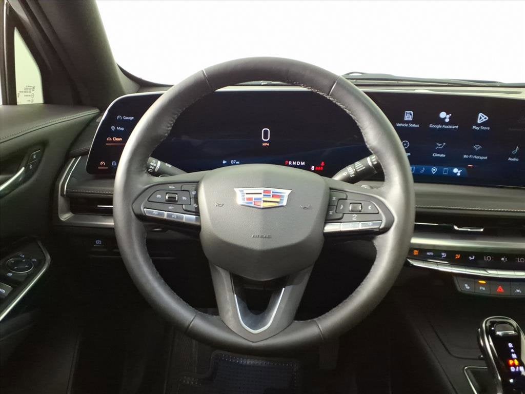 2024 Cadillac XT4 FWD Luxury