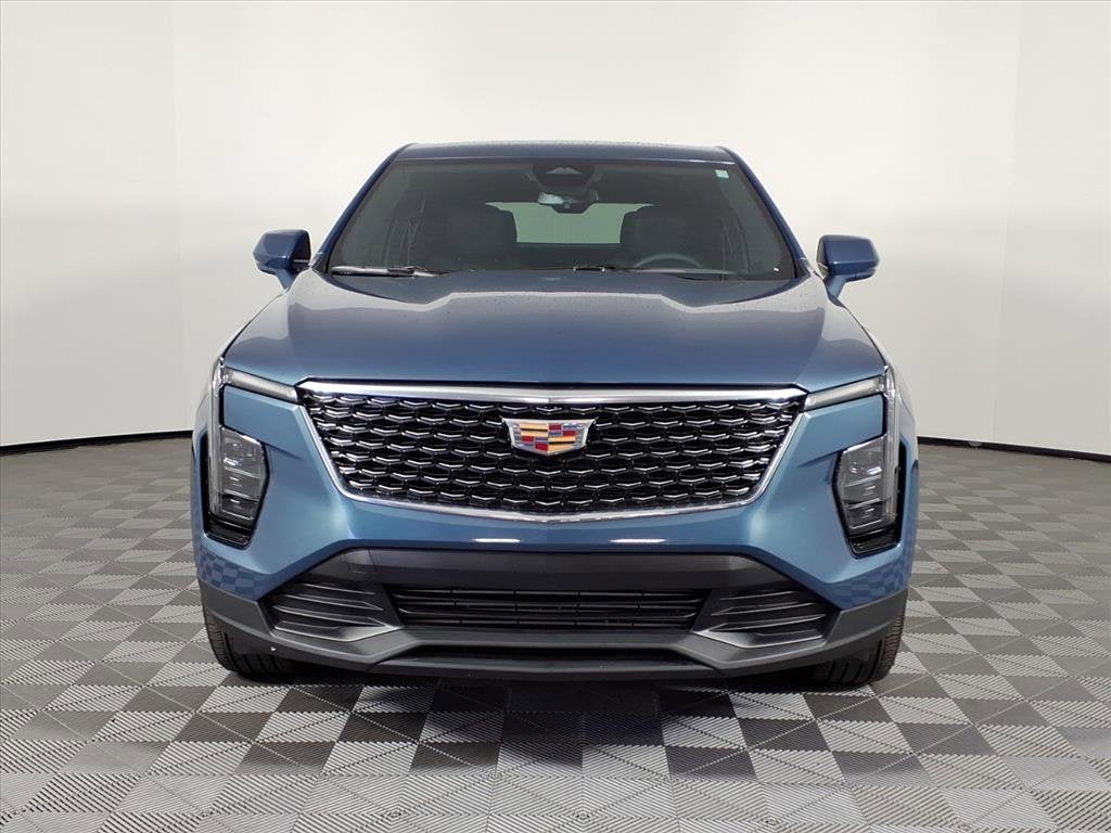 2024 Cadillac XT4 FWD Luxury