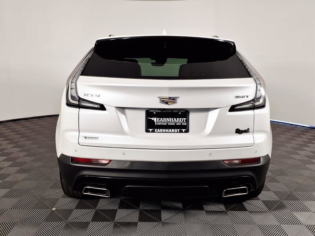 2022 Cadillac XT4 FWD Sport