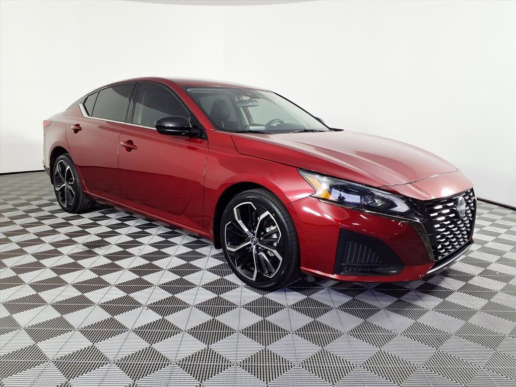 2023 Nissan Altima 2.5 SR