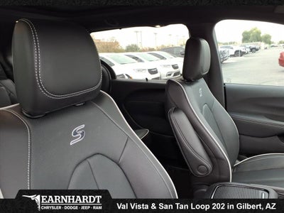 2026 Chrysler Pacifica Limited