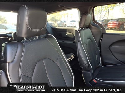 2026 Chrysler Pacifica Limited