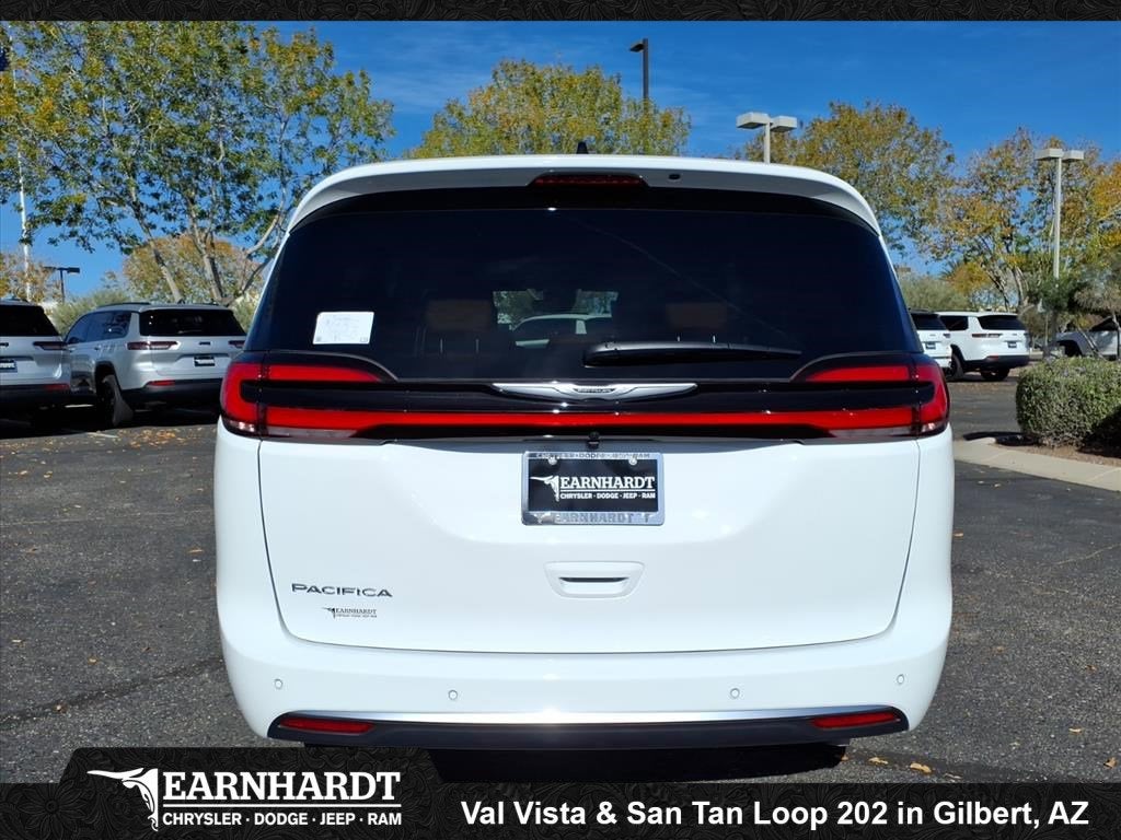2026 Chrysler Pacifica Pinnacle
