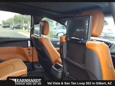 2026 Chrysler Pacifica Pinnacle