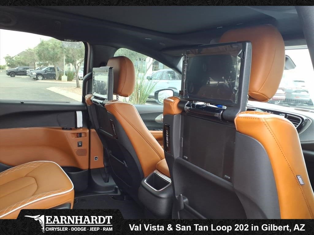 2026 Chrysler Pacifica Pinnacle