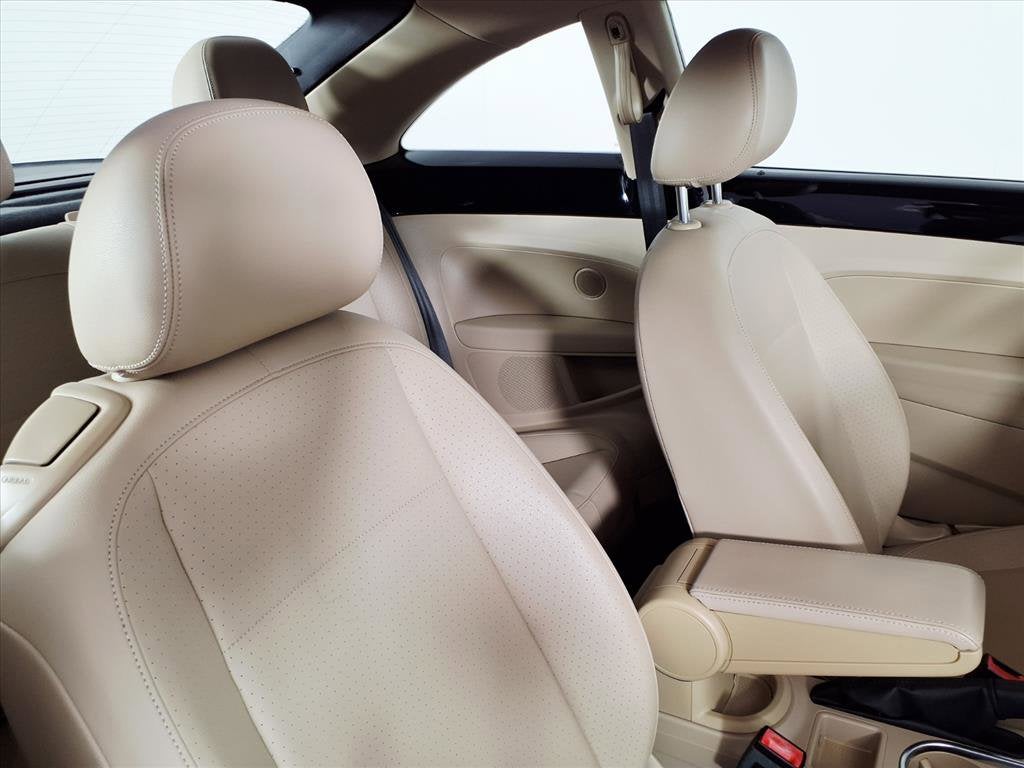 2017 Volkswagen Beetle Base