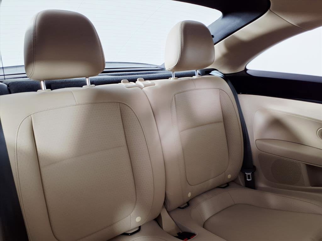 2017 Volkswagen Beetle Base