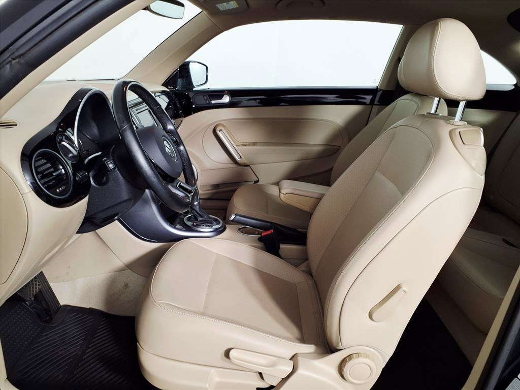 2017 Volkswagen Beetle Base