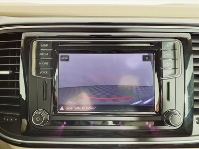 2017 Volkswagen Beetle Base