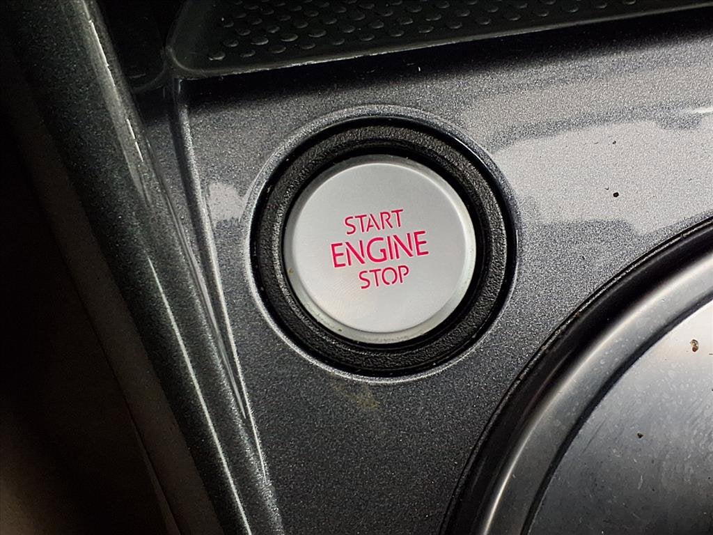 2017 Volkswagen Beetle Base