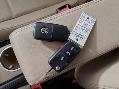 2017 Volkswagen Beetle Base