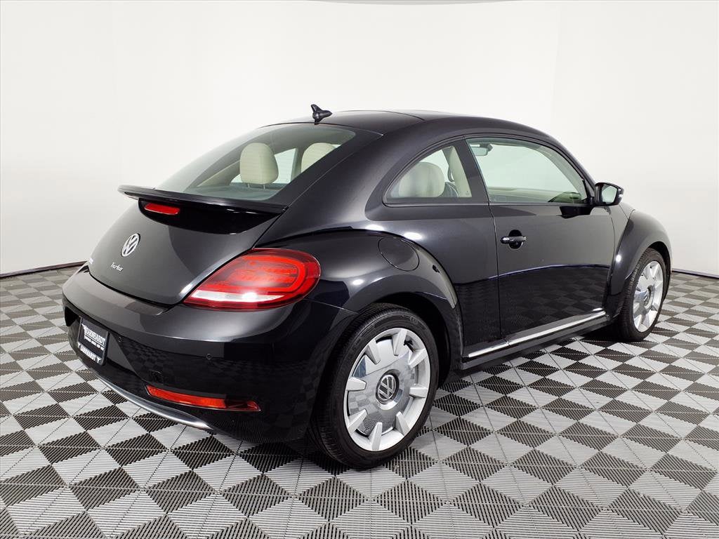 2017 Volkswagen Beetle Base