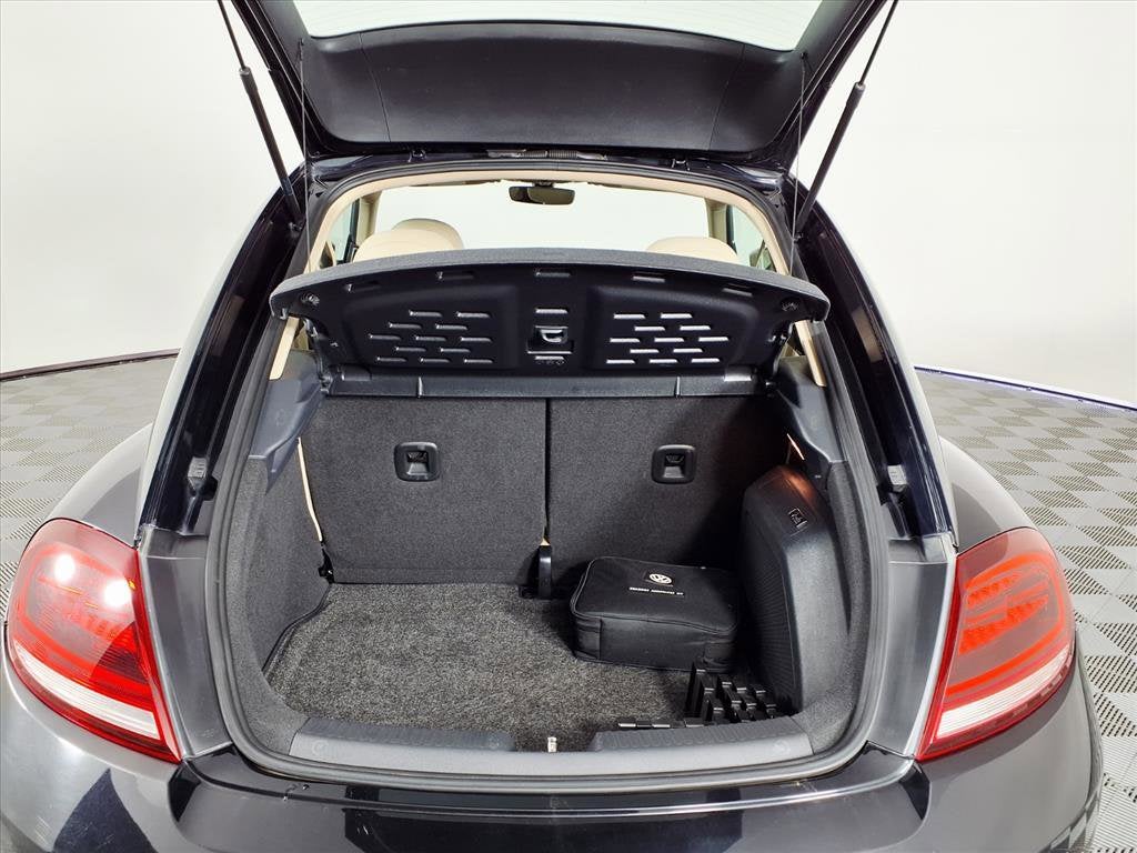 2017 Volkswagen Beetle Base